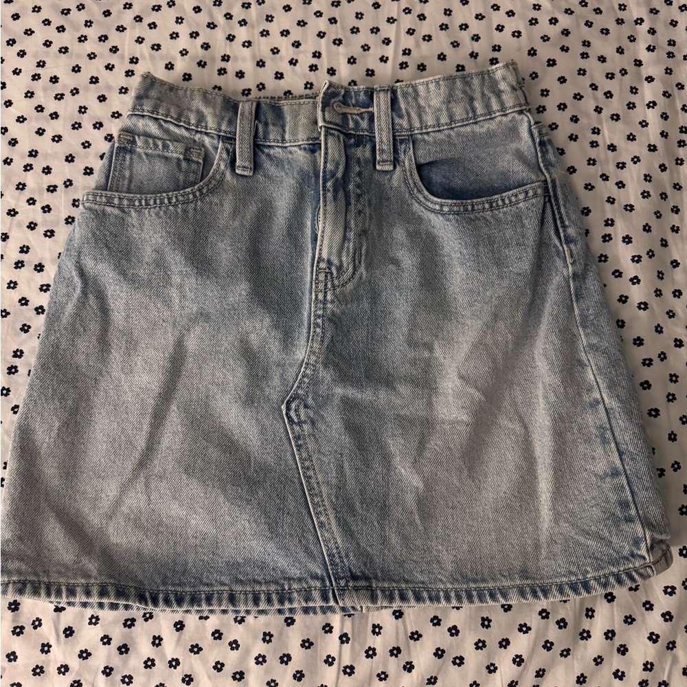 Girl’s Old Navy Light Blue Denim Skirt